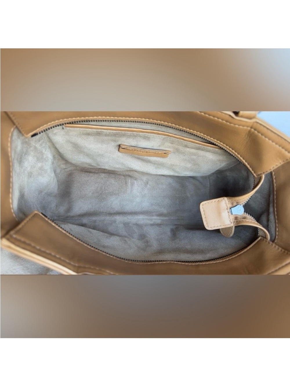 Bottega Veneta Handbag and Crossbody Bag - Picture 7 of 10